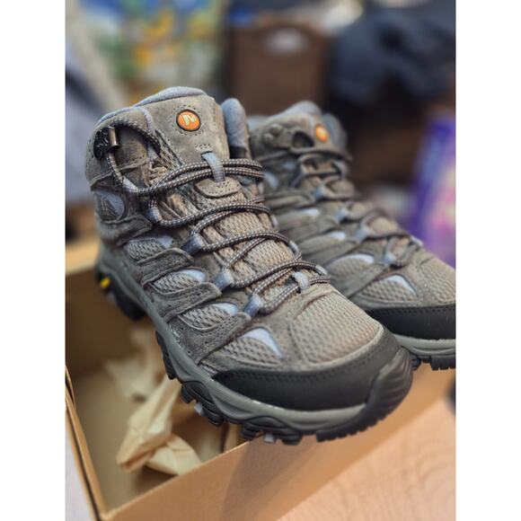 Merrell Women's "Moab 3 Mid Waterproof Hiking Boot" Size 6.5 - NEW - Picture 1 of 16